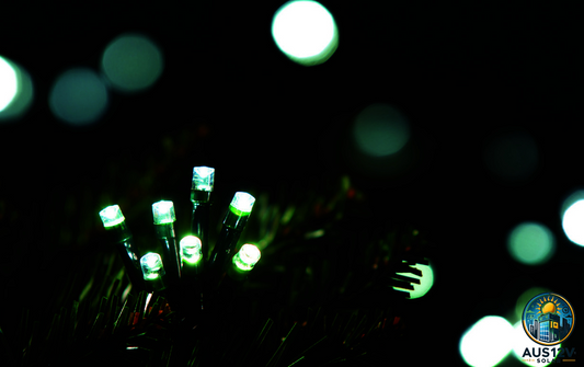 300 White solar LED string lights